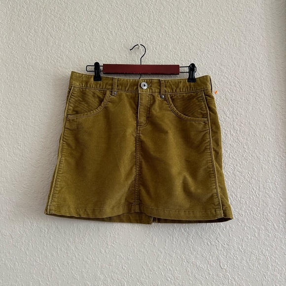 Athleta Dresses & Skirts - 💙5/$25💙Athleta Kaleidoscope Corduroy Mini Skirt 6 Old Gold